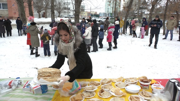 Управляющие компании-партнеры отпраздновали Масленицу вместе с жителями
