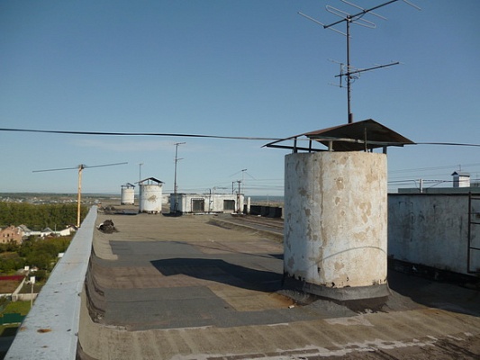 Отремонтированы устройство над вентшахтой и кровля