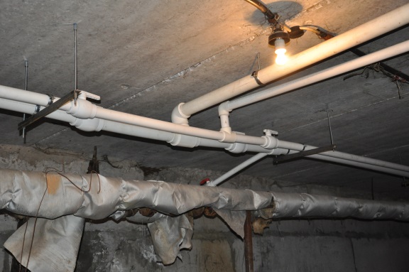 В доме 10 на улице Пролетарской выполнена замена трубопровода ГВС