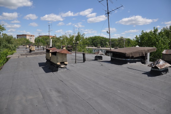 Летний сезон - пора кровельных работ в многоквартирных домах