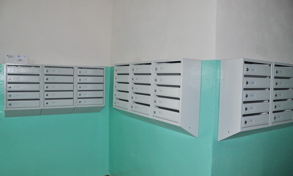 Закончен ремонт подъезда на Токарной, 14