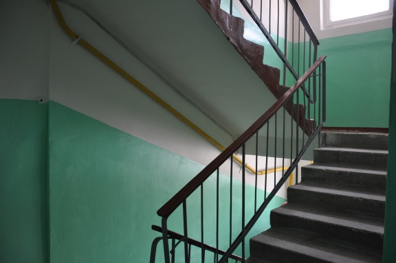 В доме № 111 на улице Ладожской выполнен ремонт подъездов