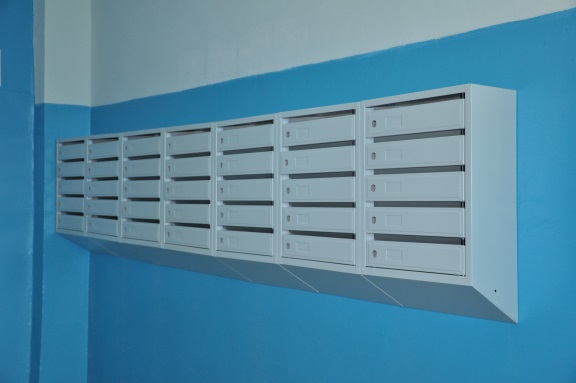 В доме 139 на улице Суворова выполнен ремонт подъездов