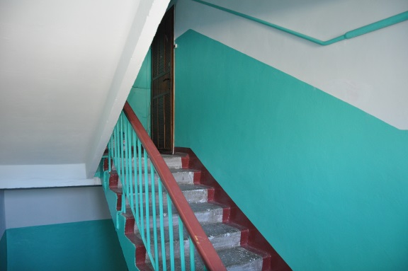 В доме 35 на улице Дзержинского выполнен ремонт подъездов