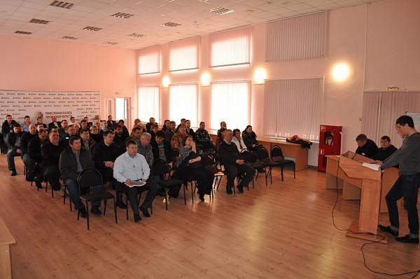 Сотрудники ООО «УК «Сурская Ривьера» приняли участие в семинаре по ремонту кровли