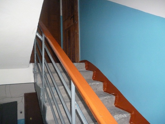 В подъездах многоквартирных домов ведутся ремонтные работы